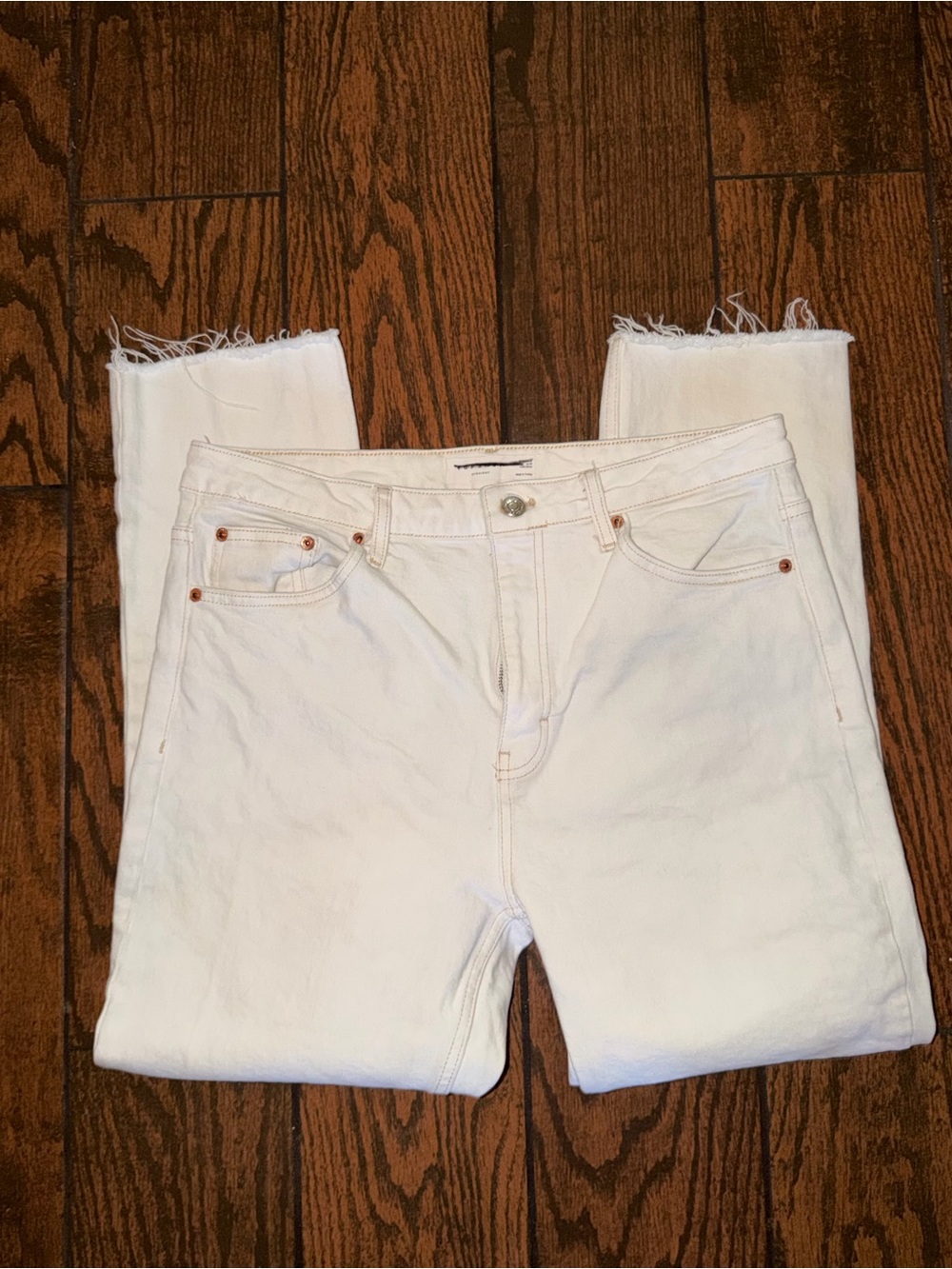Topshop White Cropped Straight-Leg Jeans with Frayed Hem